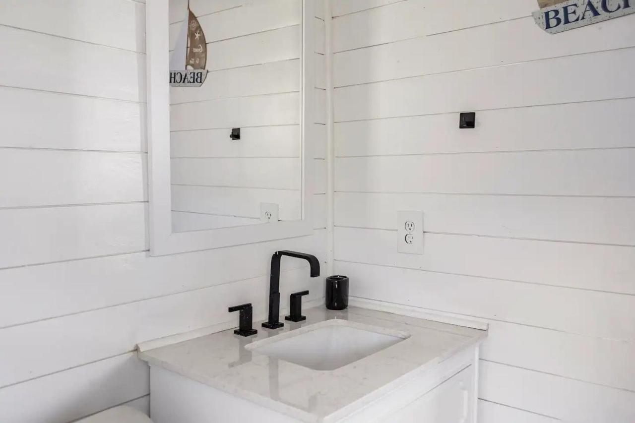 Peaceful Lydia Hide-O-Way - Unwind Near Beach, Breakfast, Spa & Go-Karts! Panama City Beach Exterior photo